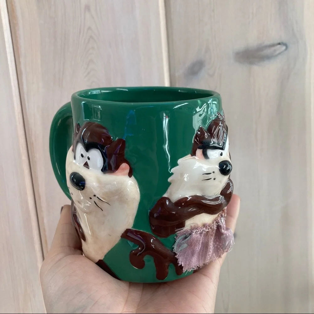 Tasmanian Devil Taz Looney Tunes Warner Bros Coffee and Tea Green Mug Cartoon